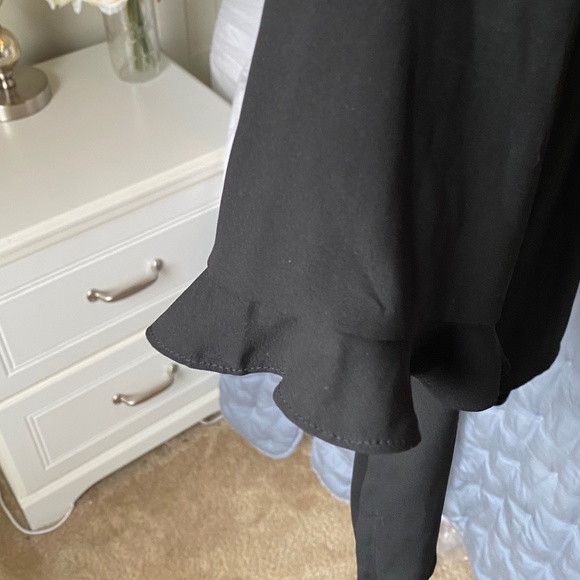 Ann Taylor 3/4 Sleeve Black Top - Picture 3 of 4